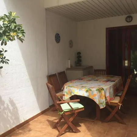 Lovely Family In High Quality Daire